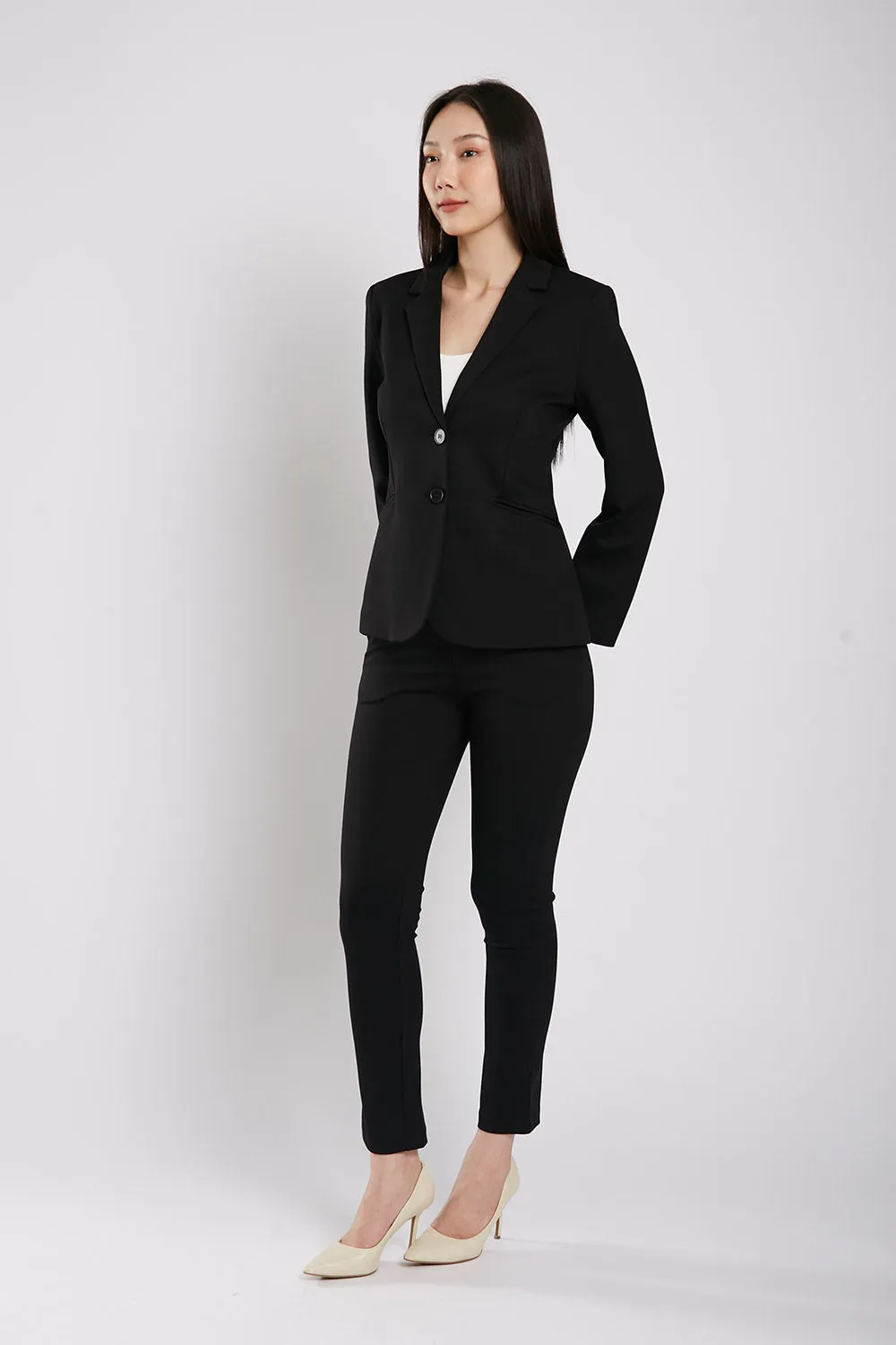 Albertha Ultra Stretchable Blazer in Black