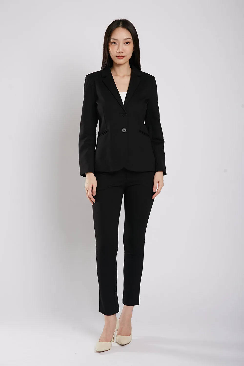 Albertha Ultra Stretchable Blazer in Black