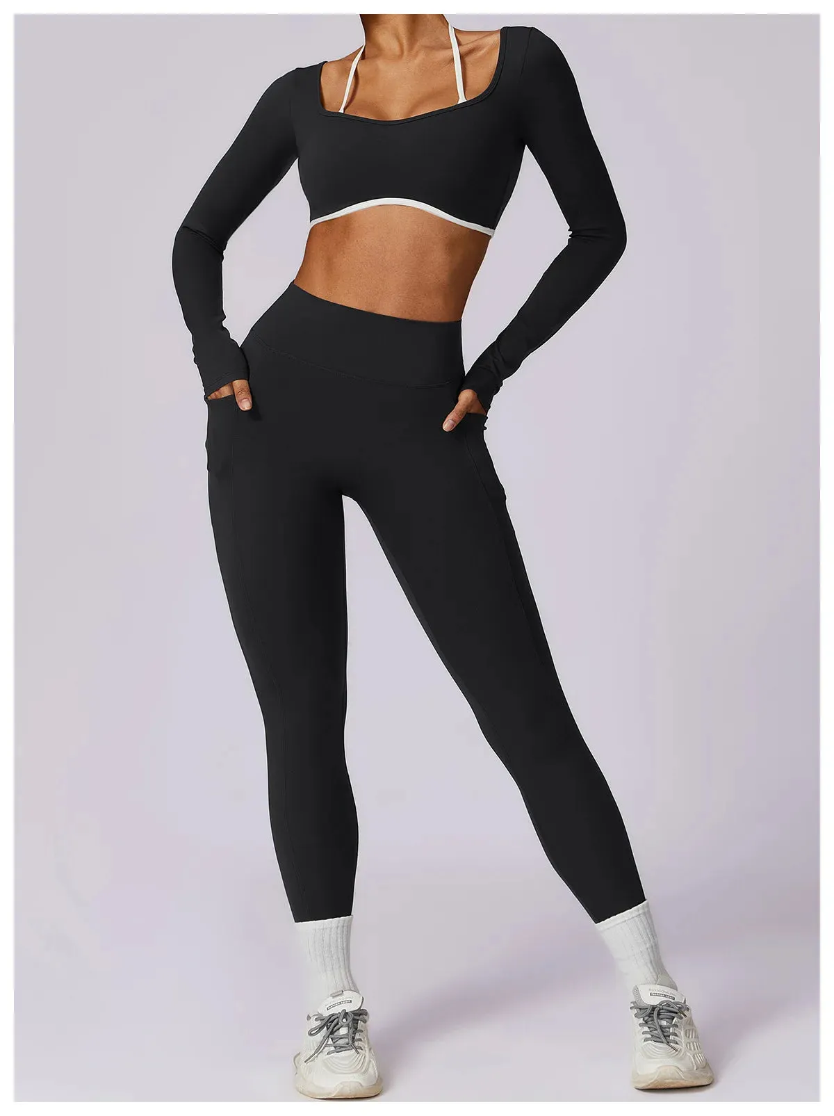 AURA LONG SLEEVE CROP BLACK