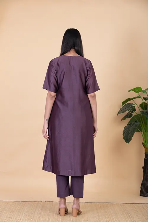 Chambray & Co.'S Haida Applique Vegan Silk Coord Set