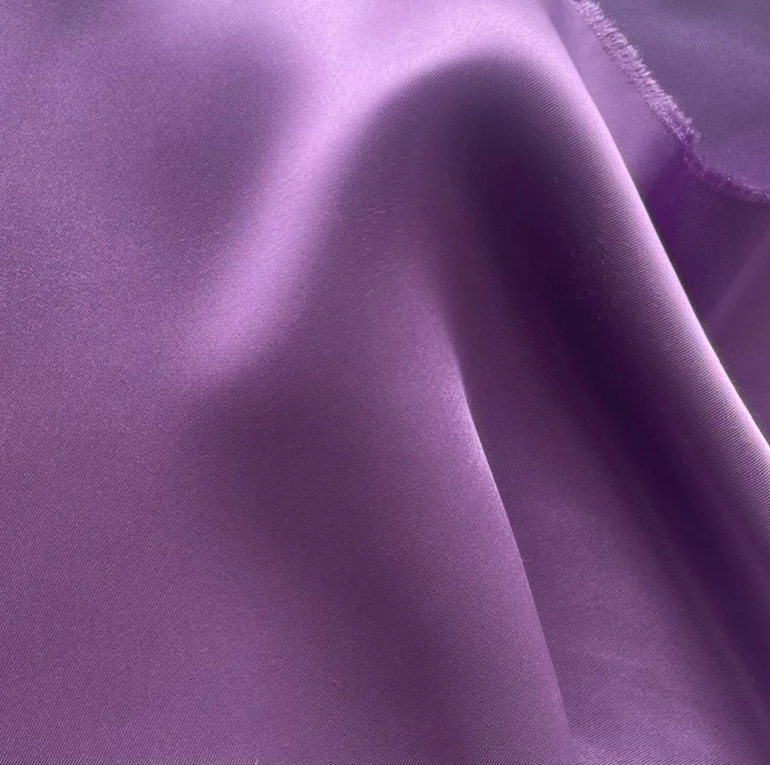 Designer Lilac Dreams Mid-Weight Rayon Viscose Blend Crepe-Back Satin (Made in Italy)