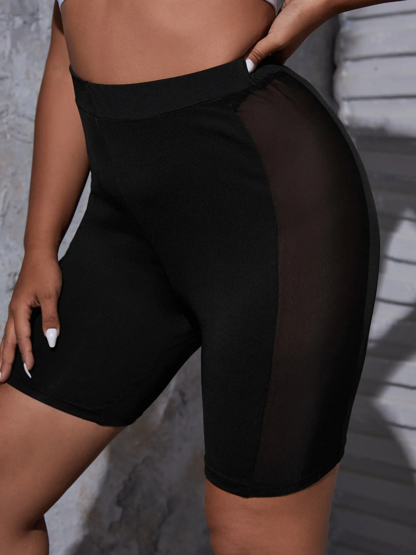 Plain Contrast Mesh Semi-Sheer Short Plus Size Leggings