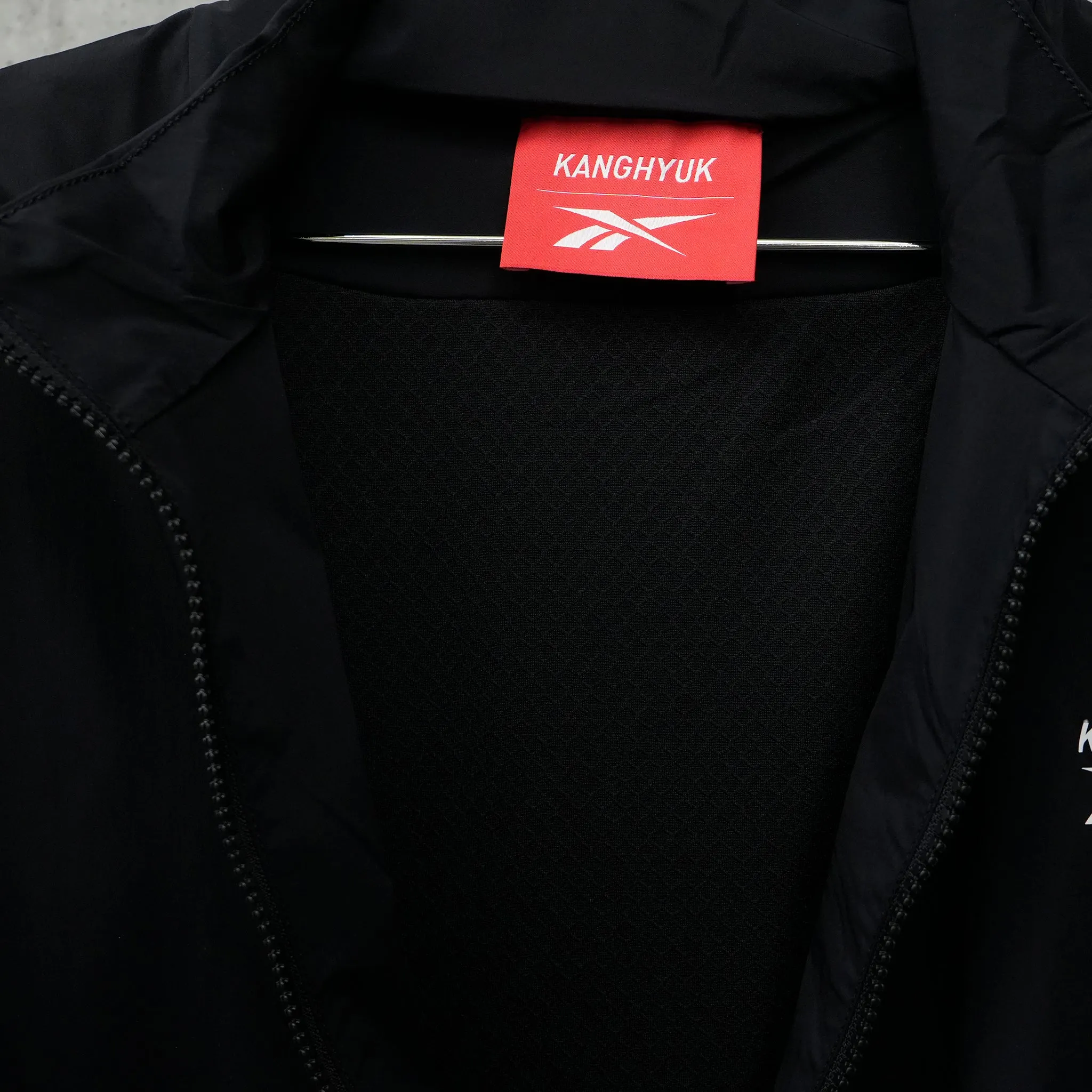 STITCHED LOGO TRACK JACKET / DARK GREY