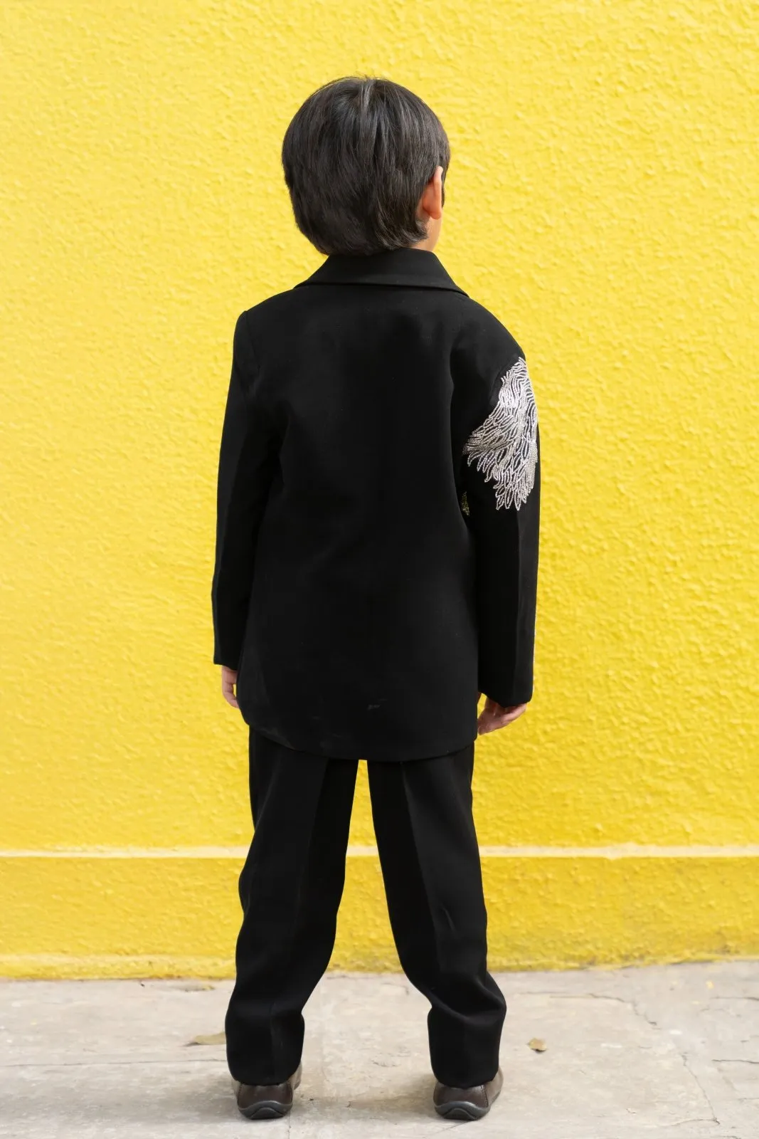 Stylish Black Blazer with Silver Embroidery and White Lapel, Paired with Black Trousers – Perfect for Weddings, Parties, and Formal Celebrations